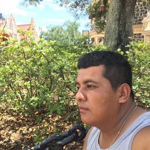 Meet your Posher, Antonio